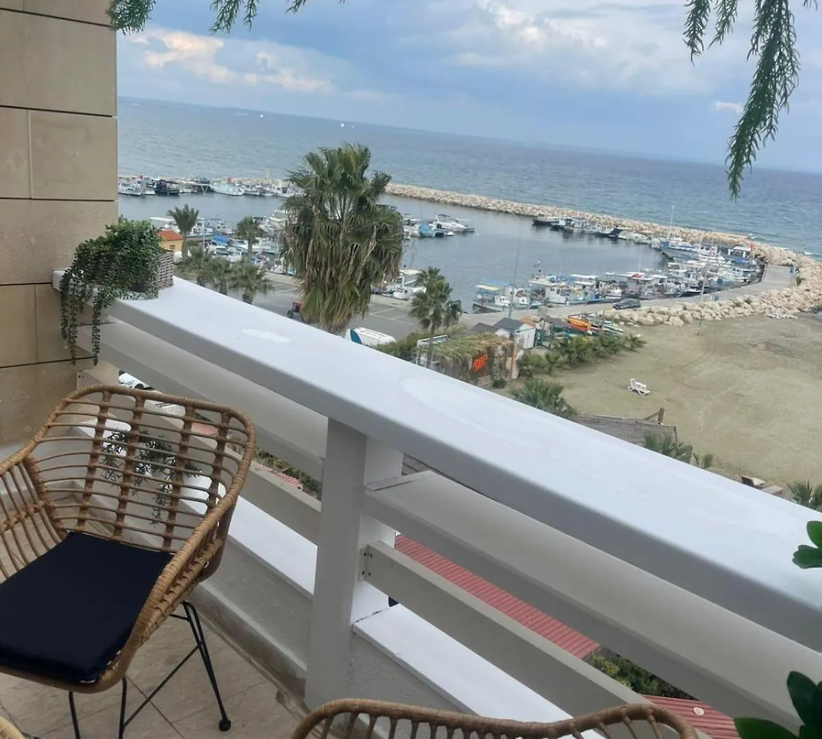 Lazuli Sea View Beachfront Ap 253 Lárnaka Apartman